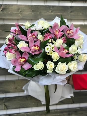Букет цветов из: Розы и Хризантемы в Родниках Московской области
