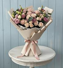 Букет цветов из:  Розы и Лизиантусы в Родниках Московской области