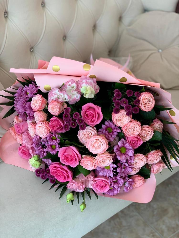 Букет цветов из: Хризантемы, Розы и Лизиантусы в Родниках Московской области