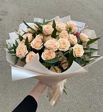 Букет Кремовые розы Латте в Родниках Московской области