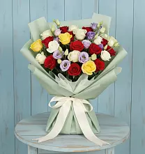 Букет цветов из:  Розы в Родниках Московской области