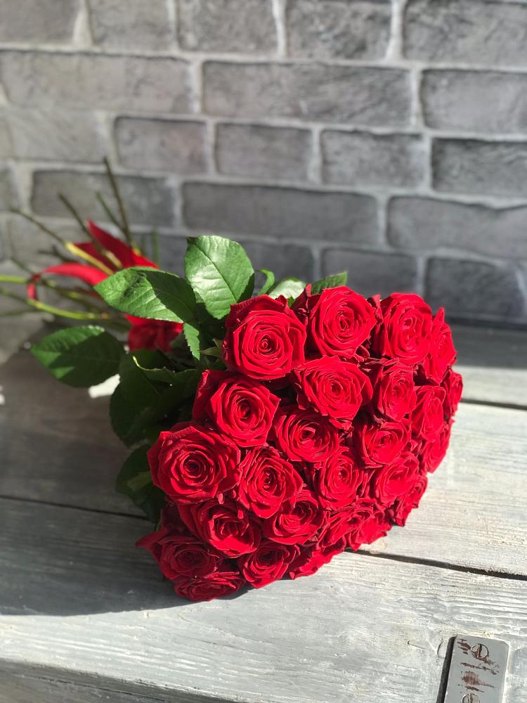 Букет Красные розы Фридом в Родниках Московской области