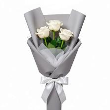 Букет 3 белые розы в Родниках Московской области