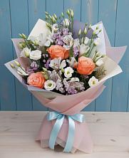 Букет цветов из:  Лизиантусы, Розы, Альстромерии и Гипсофила в Родниках Московской области