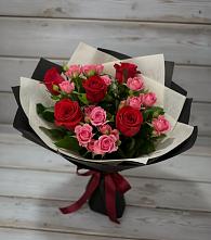 Букет цветов из:  Розы в Родниках Московской области