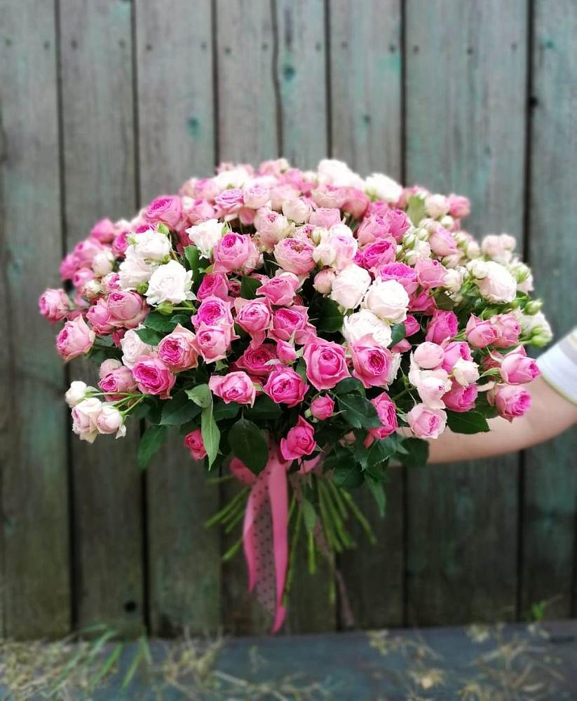 Букет Розовые кустовые розы Натали и Лав Лидия в Родниках Московской области