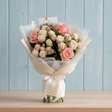 Букет цветов из:  Розы в Родниках Московской области