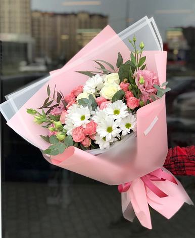 Букет цветов из: Розы, Лизиантусы и Хризантемы в Родниках Московской области
